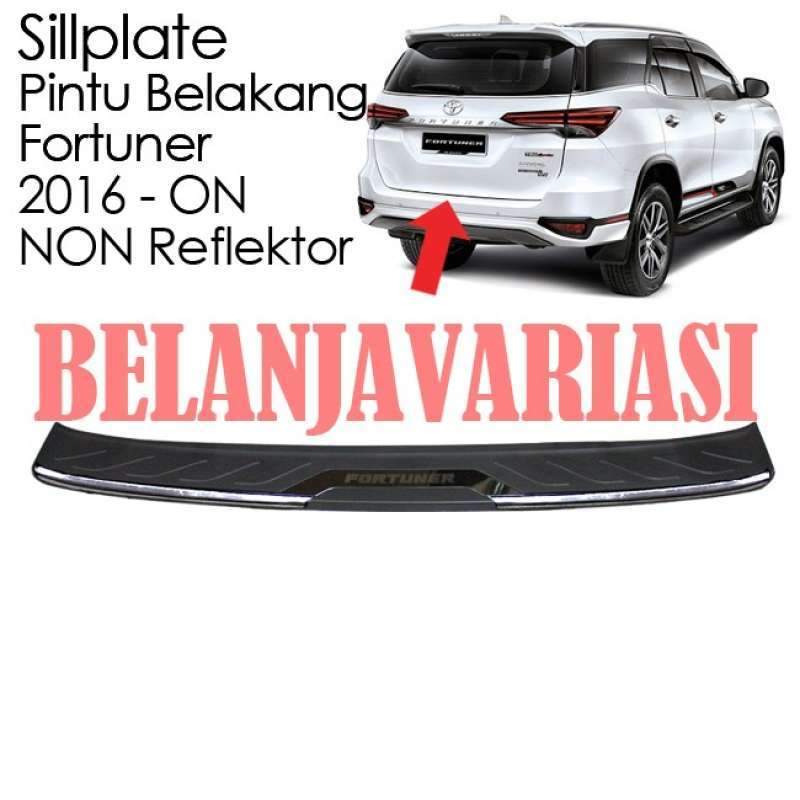 Mengupas Detail Desain dan Fungsi Belakang Toyota Fortuner 2016