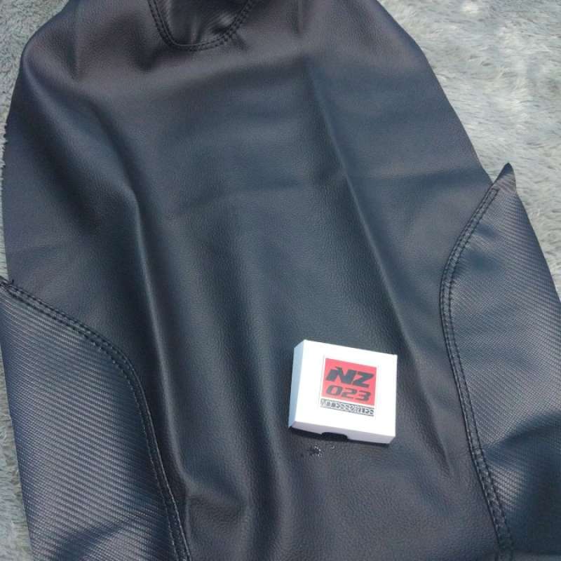 Promo Sarung jok kulit Vario 125 150 Mbtech Thailook - Hitam, Standar