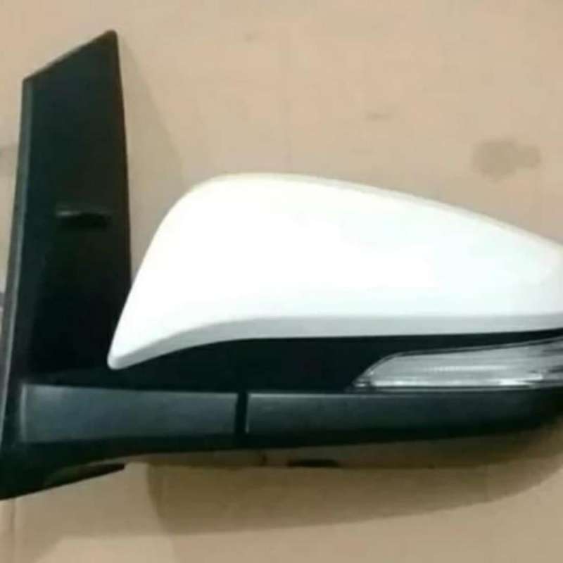 Misteri Spion Innova Type G 2019: Otomatis Tertutup atau Manual? Mengurai Fakta dan Fitur