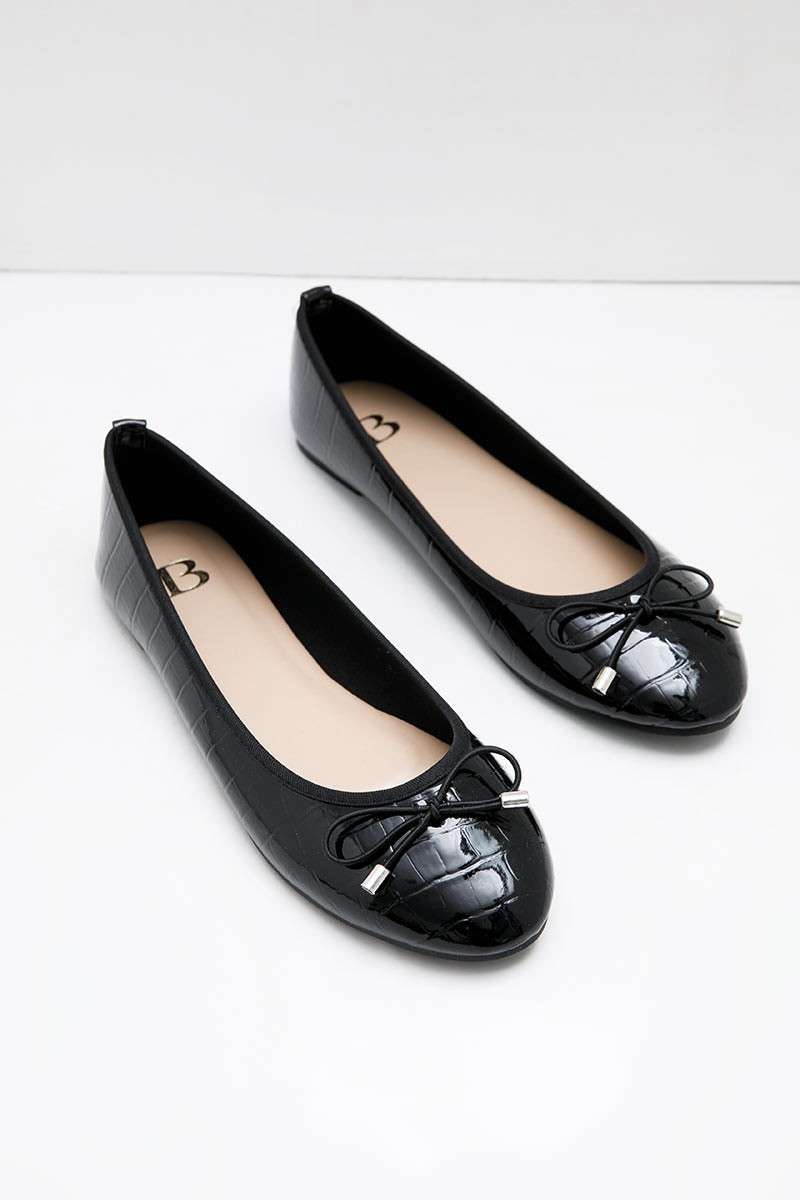 Jual Flat Shoes Hitam Size 37 di Seller Jubelian V2 Cengkareng Timur, Kota Jakarta Barat Blibli