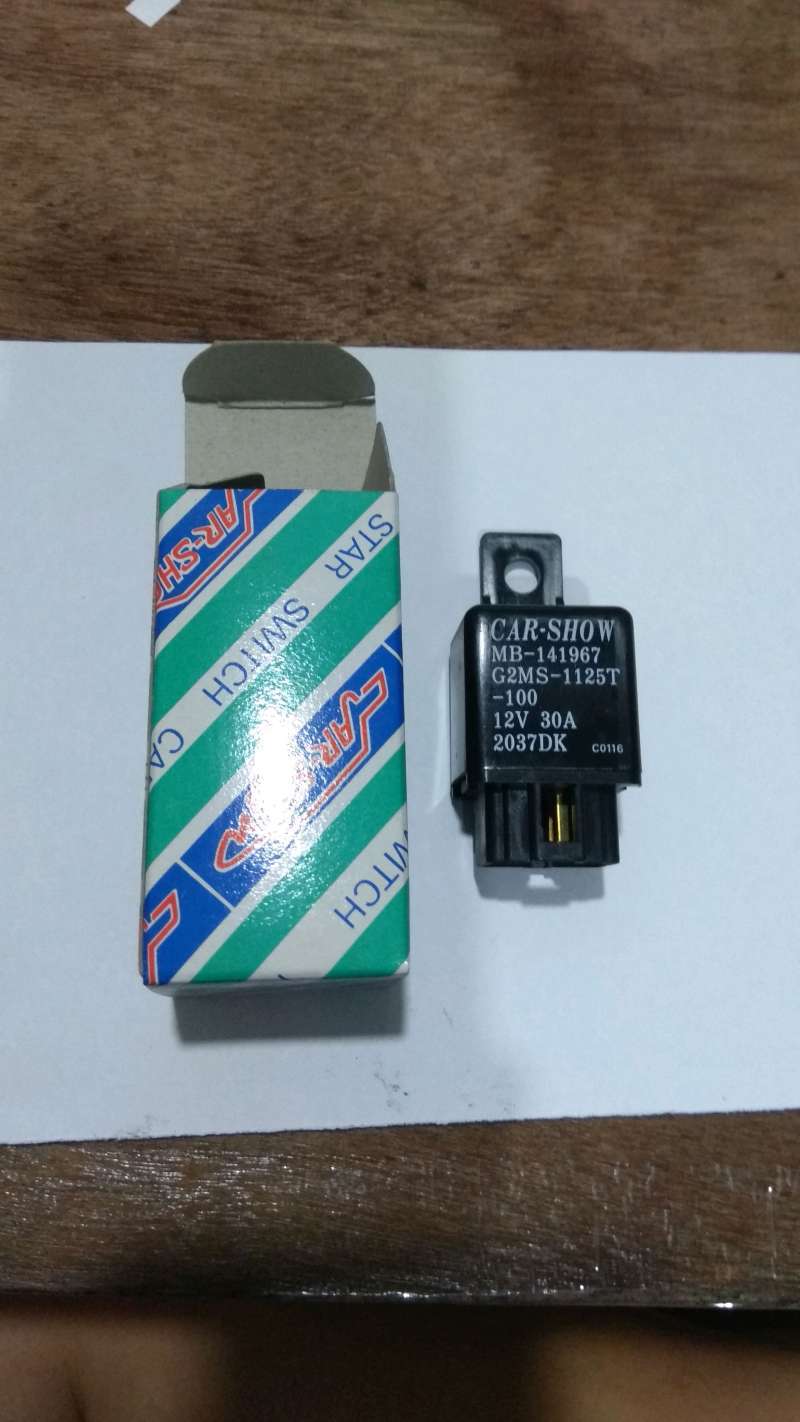 Jual Relay headlamp Mitsubishi L300. L300 Diesel MB141001. Merek Car