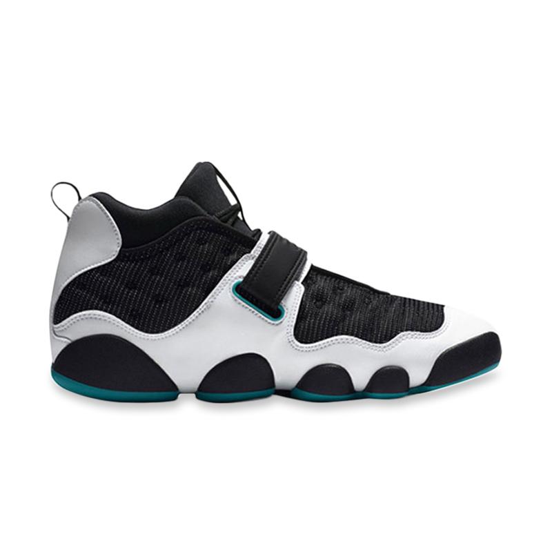 sepatu basket nike jordan