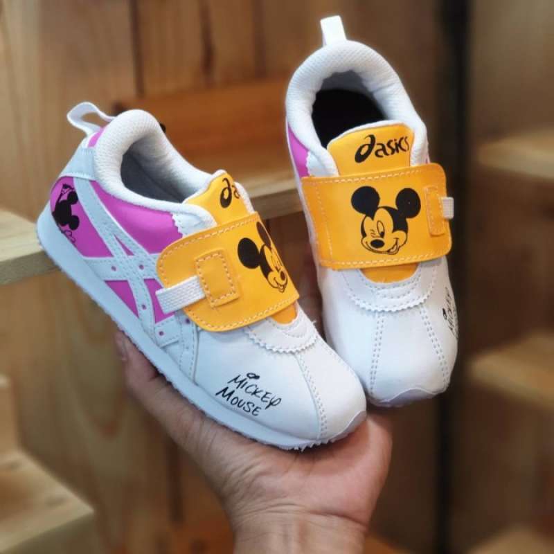 asics mickey
