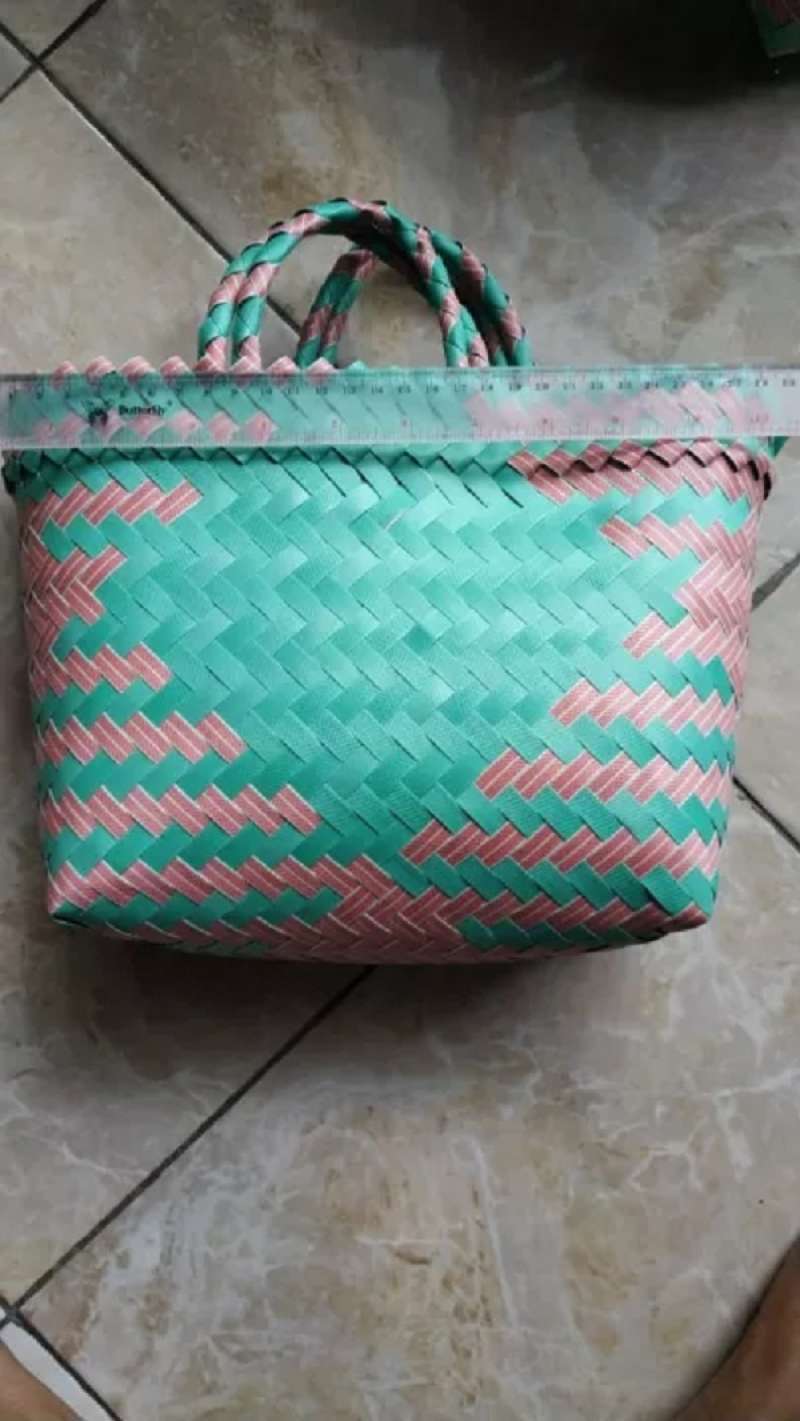Jual Tas Rotan Anyaman - L29x P27 Motif Random di Seller Sinar Kencana