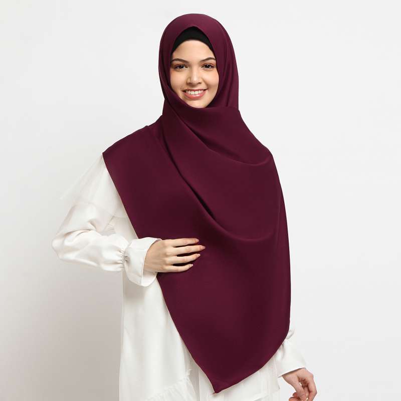 Promo KAYSER JILBAB HIJAB MOSCREPE PREMIUM SEGIEMPAT TEPI JAHIT MAROON