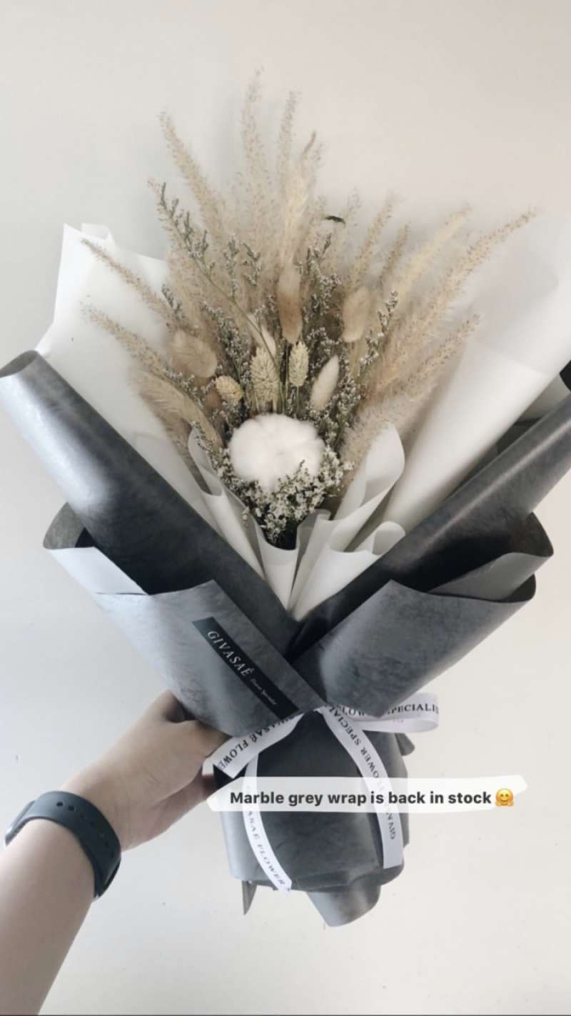 Promo Goldie Dried Flower Bouquet Diskon 23 di Seller Bumi Living