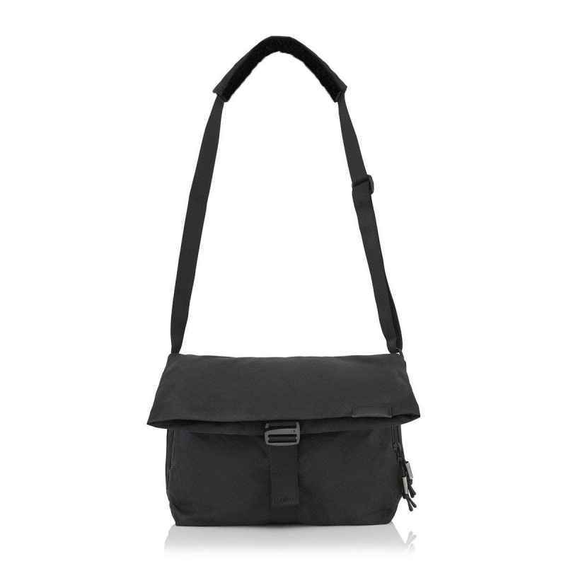 Jual CRUMPLER MESSENGER BAG SHAPE OF CHARACTER MESSENGER BAG di