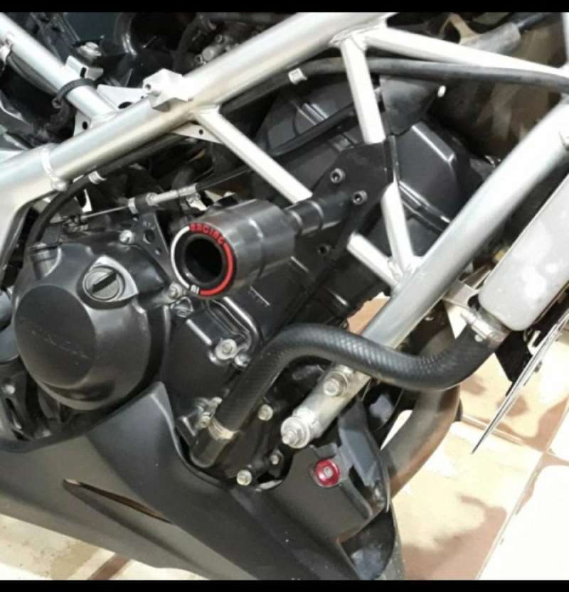 Jual Frame Slider Cbr 250 Thailand Pelindung Body Cbr 250 Thailand Di
