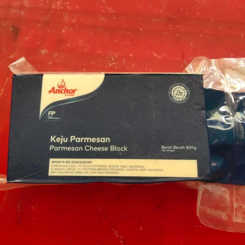 Jual Anchor Keju Parmesan (parmesan Cheese Block) 800gr Di Seller