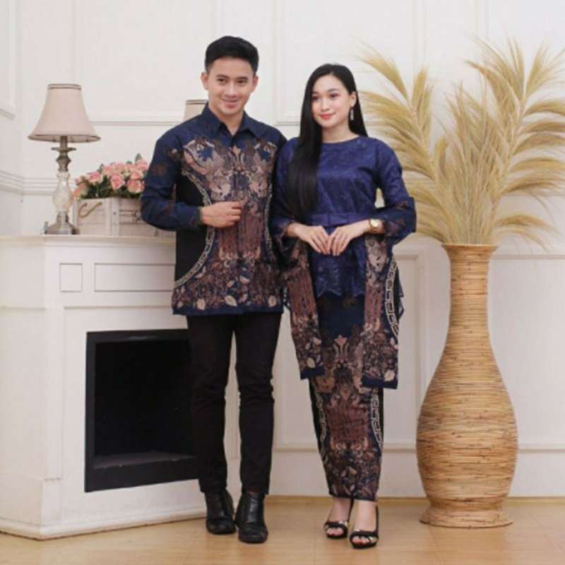 Baju Kemeja Lamaran Couple : Jual Baju Couple Muslim Mewah ...
