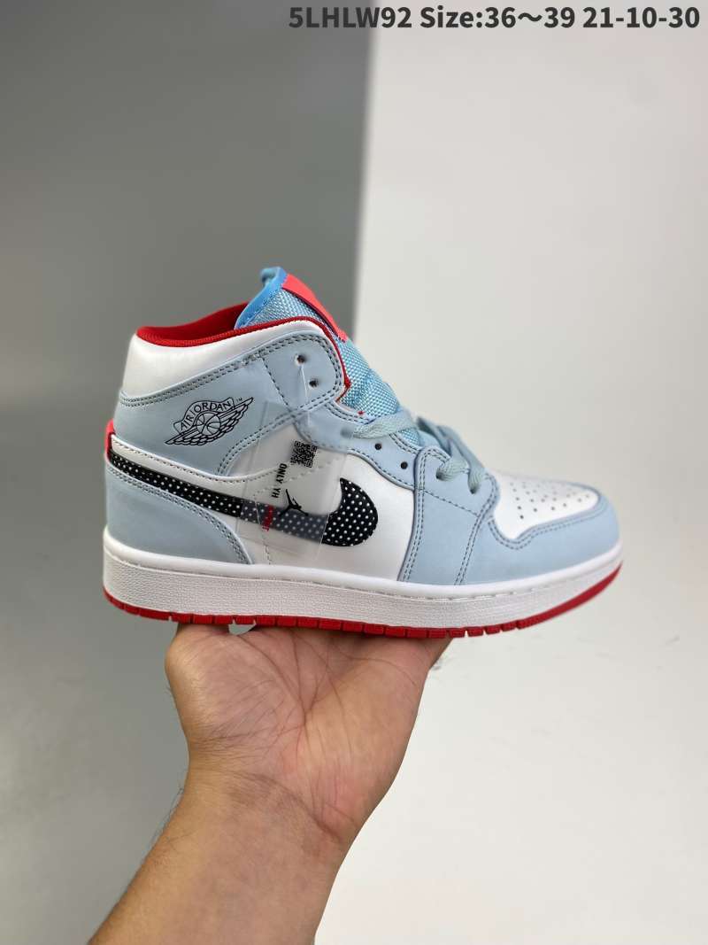 aj1 basketball shoes