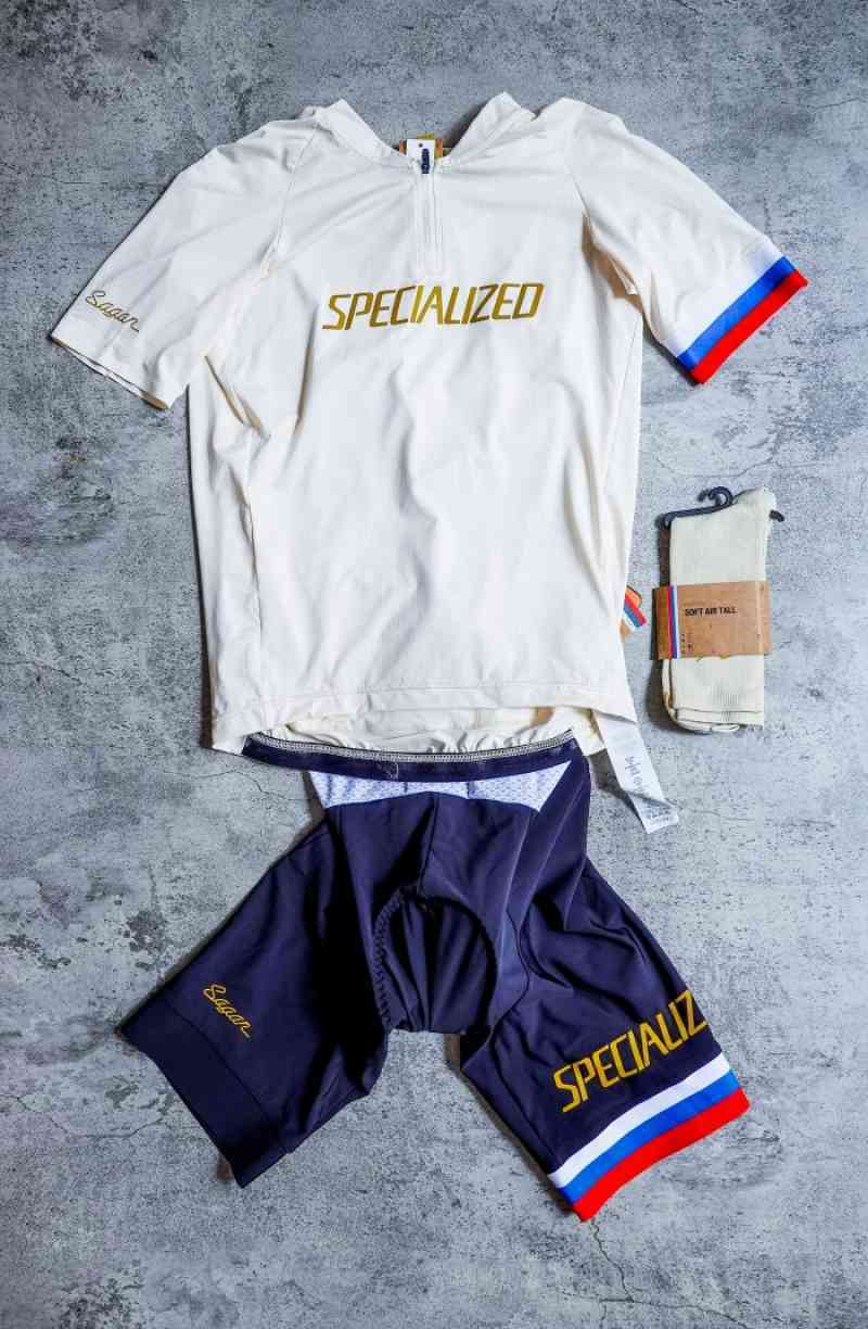 Jual Jersey Bib Roadbike Sagan Disruption 2022 complete set di Seller