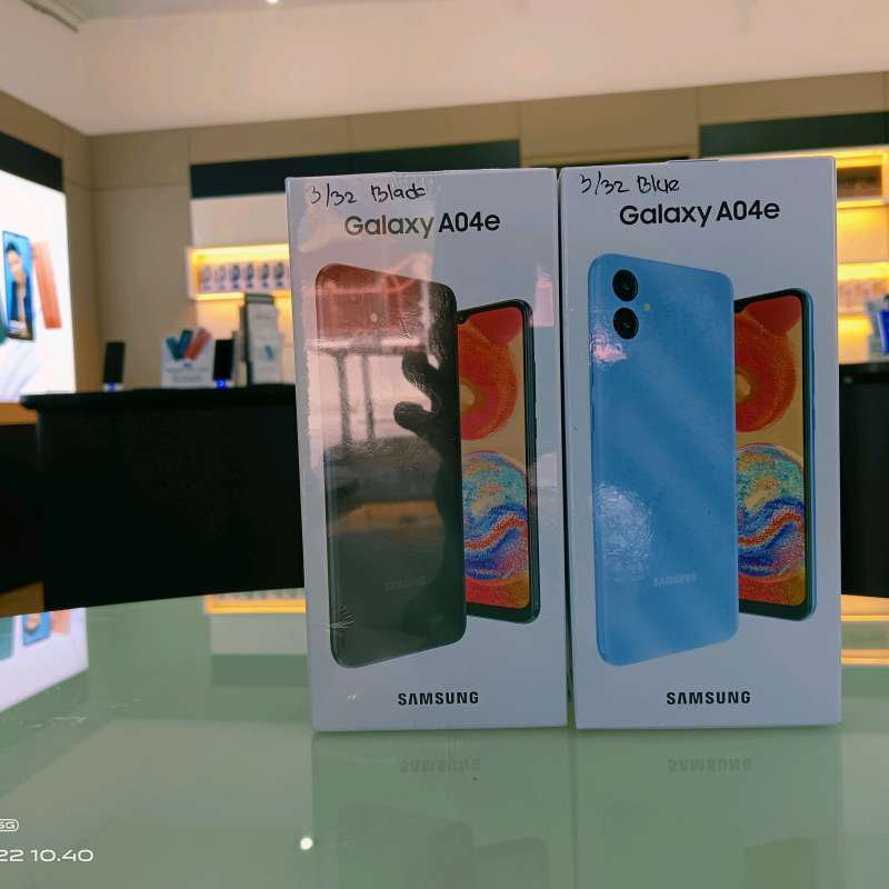 Jual Samsung Galaxy A04e Garansi Resmi di Seller Metro Cell O2O ...
