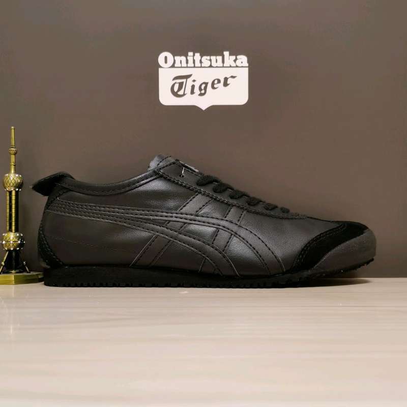 onitsuka tiger triple black