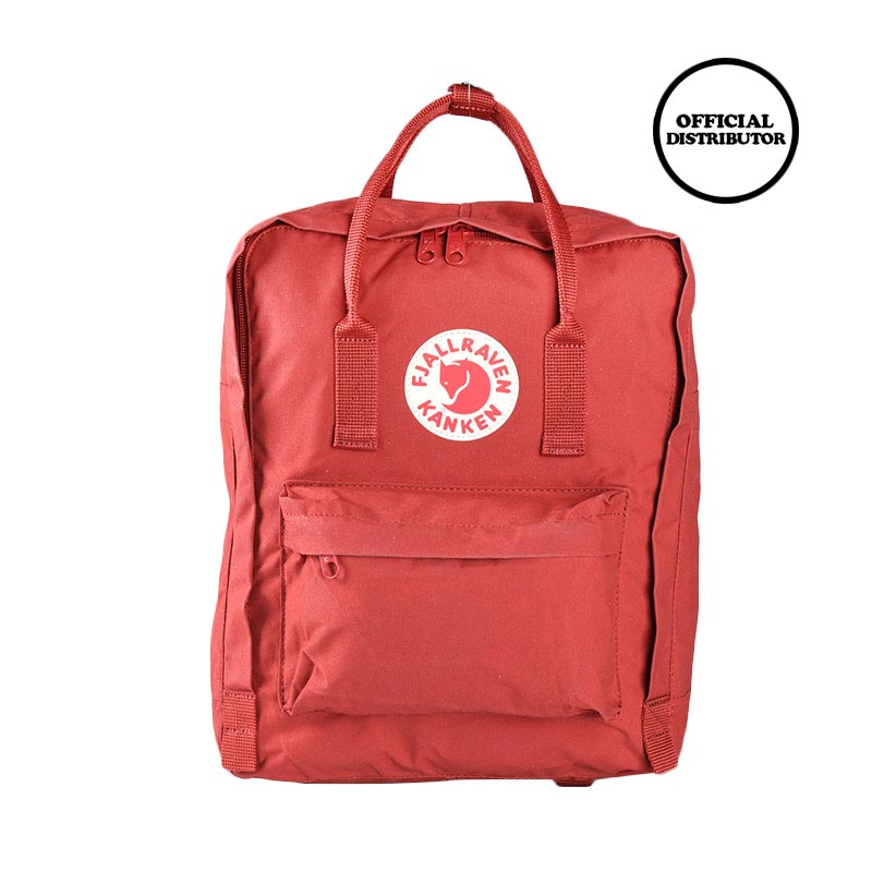 deep red fjallraven kanken