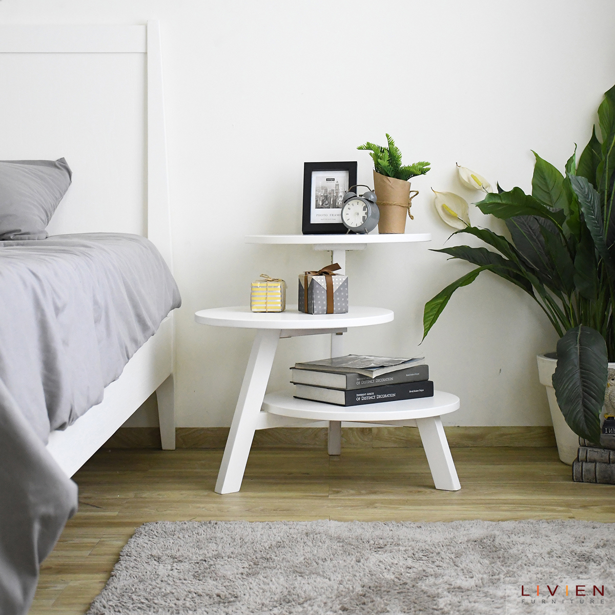 Promo Livien Dokeby Tripod Meja Tamu Jawa White Diskon 34 di Seller