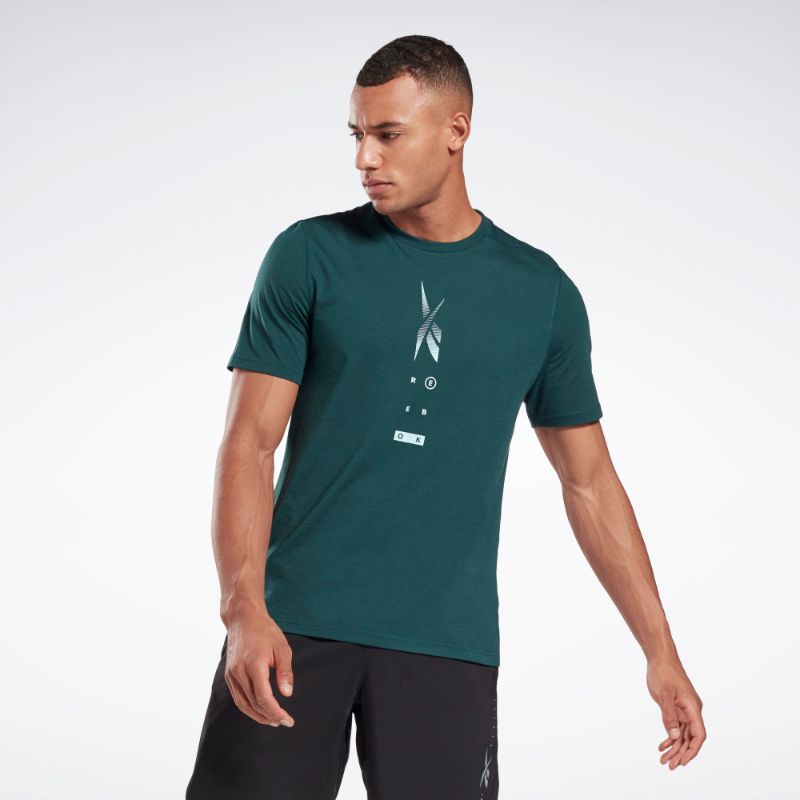 Reebok speedwick 2025 graphic tee