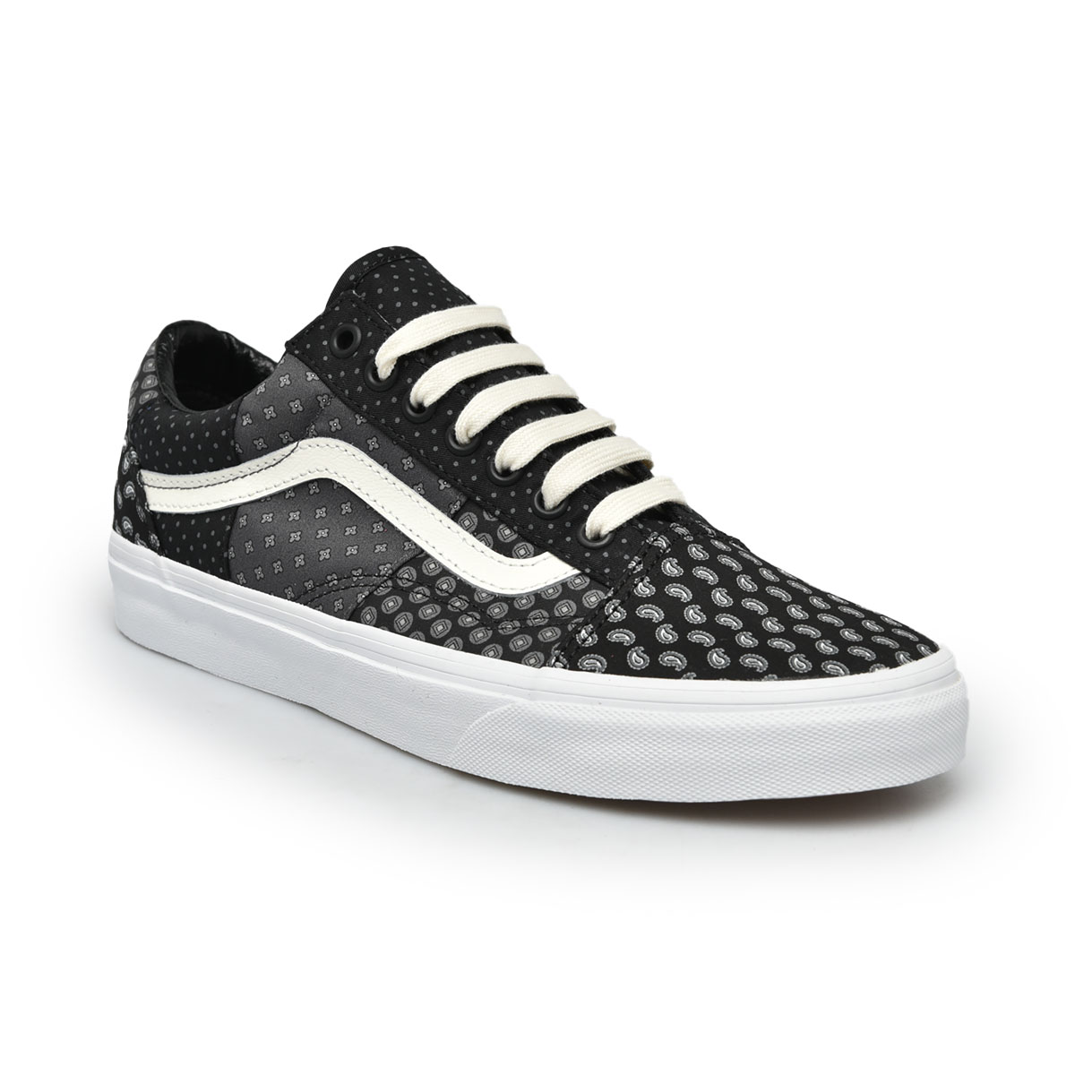 chuck taylor all star ox canvas low top trainers