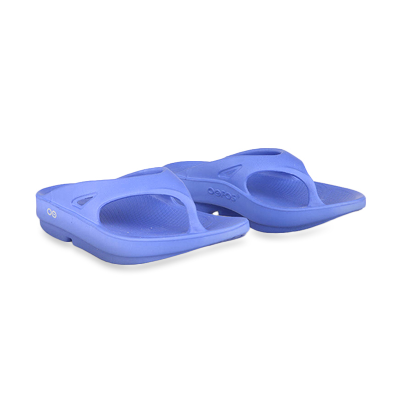oofos flip flops