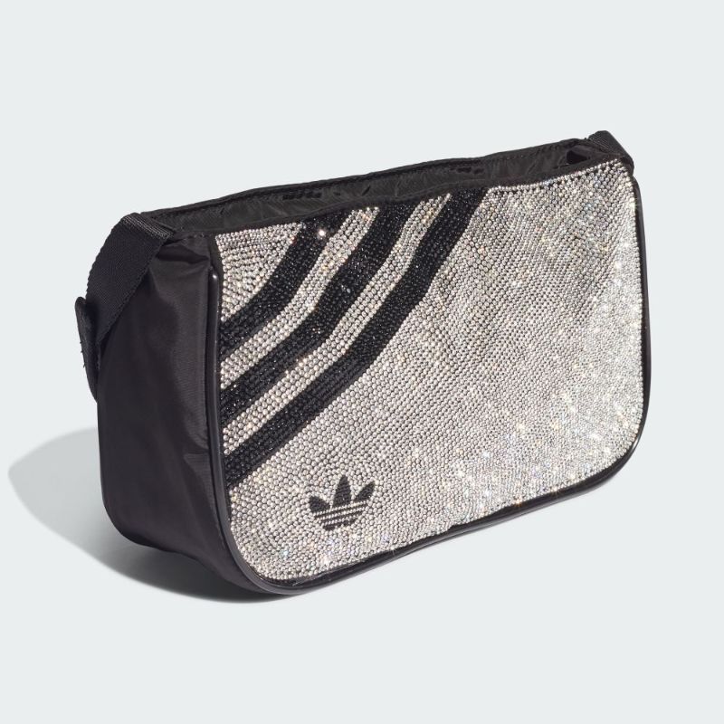 Adidas airliner tas deals
