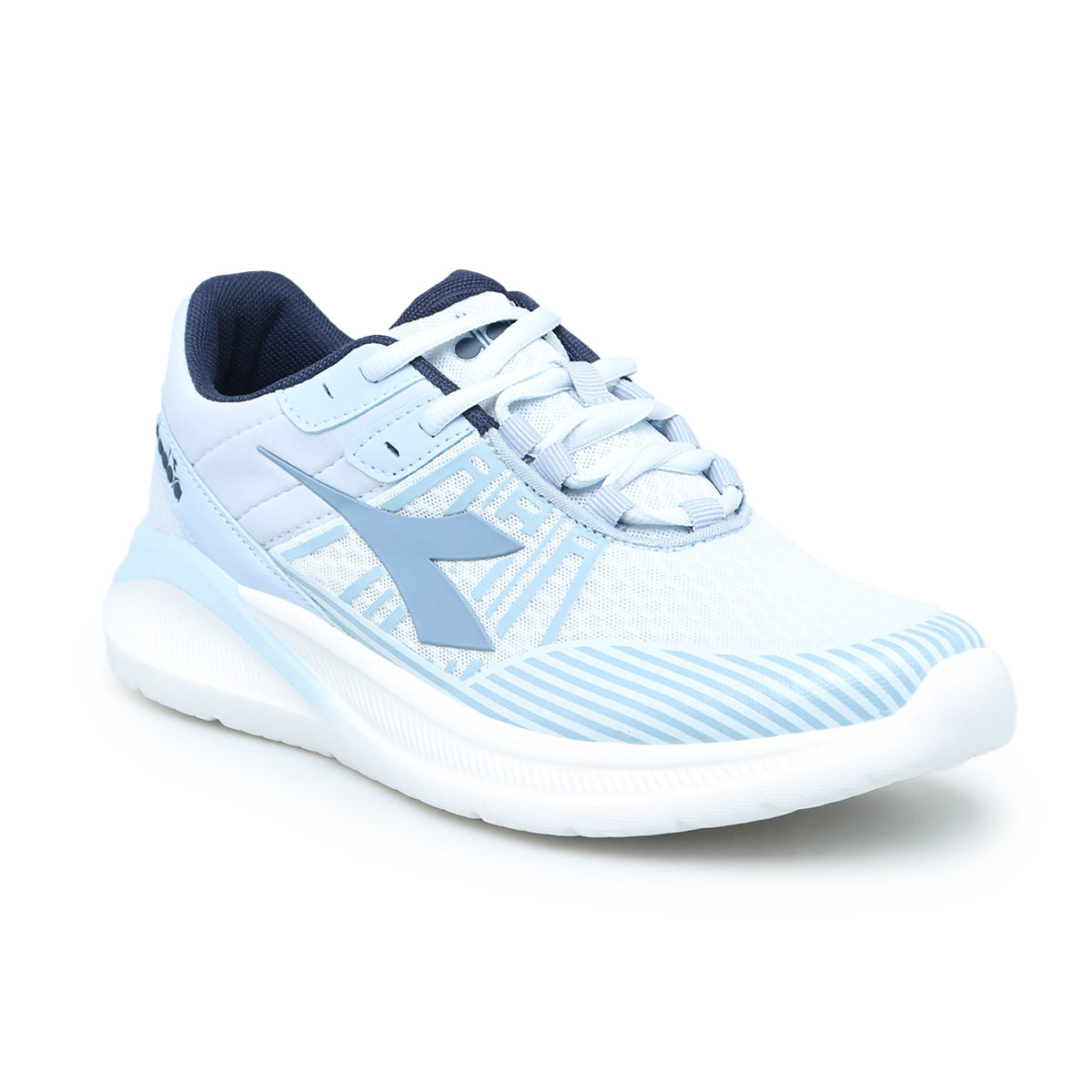 Sepatu merk diadora sale