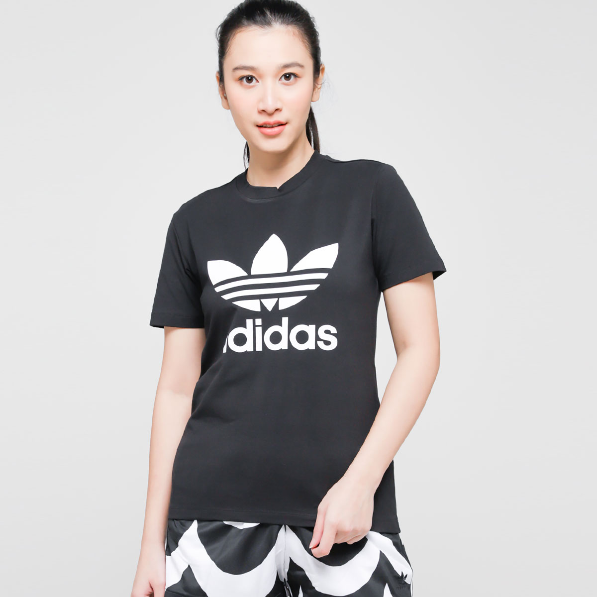 Jual adidas Adicolor Classics Trefoil Originals T-Shirt Baju Wanita  [GN2896] di Seller Blibli.com - Gudang Blibli | Blibli