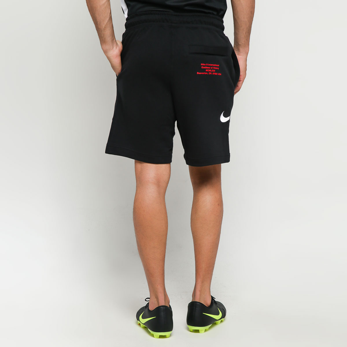 Jual NIKE Men Sportswear Swoosh Short 