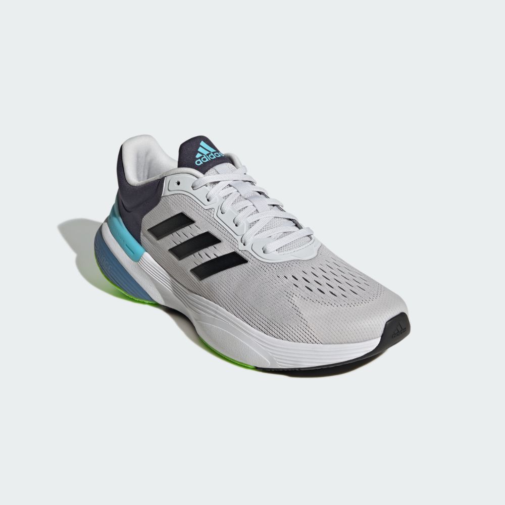 Foto sepatu best sale running adidas terbaru