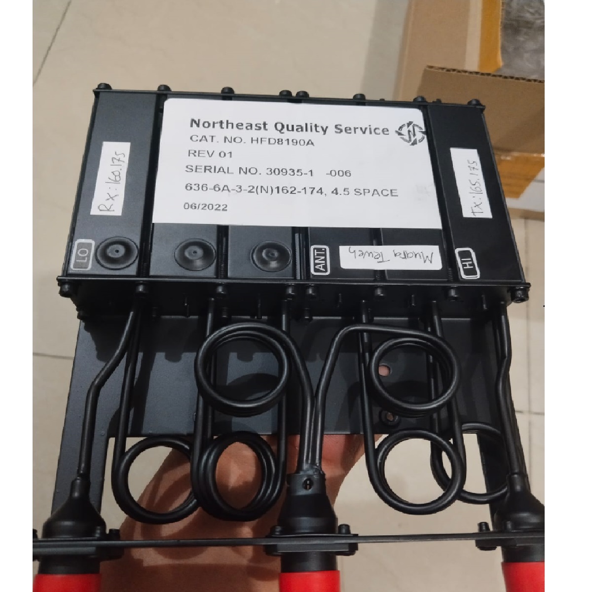 Jual DUPLEXER HFD8190A NORTHEAST QUALITY SERVICE VHF 162174MHZ di