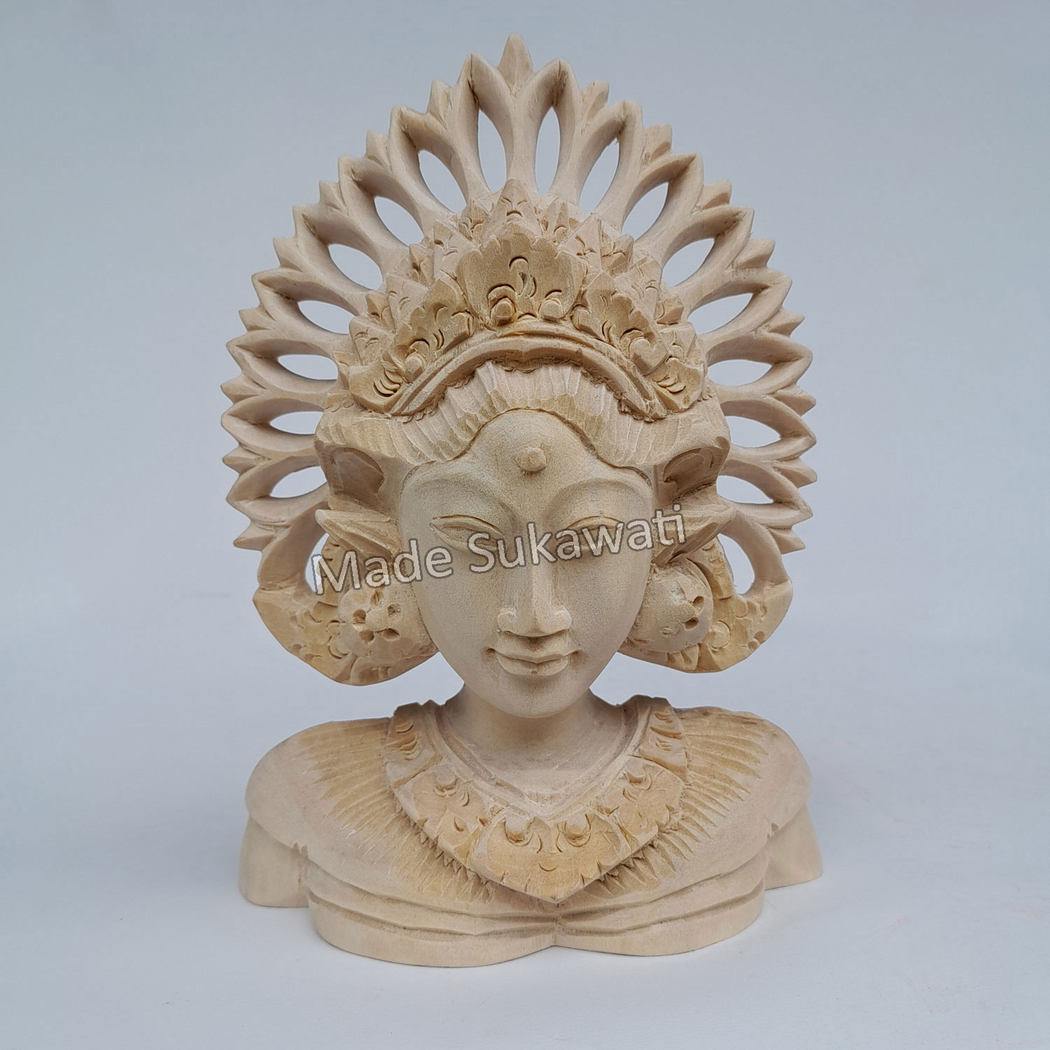 Jual Kerajinan ukiran kayu patung wanita janger penari Bali 15cm di