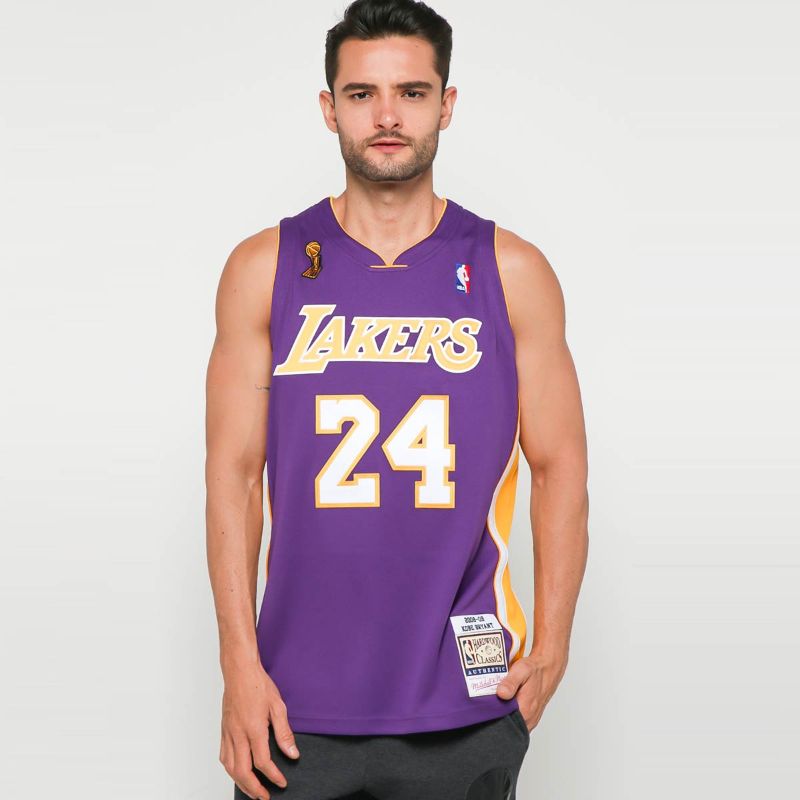 mitchell & ness men's kobe bryant los angeles lakers authentic jersey