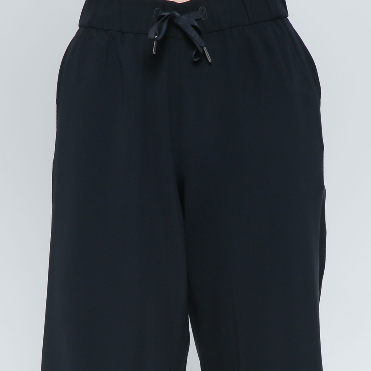 8 Wl Pant *Woven Celana Olahraga 