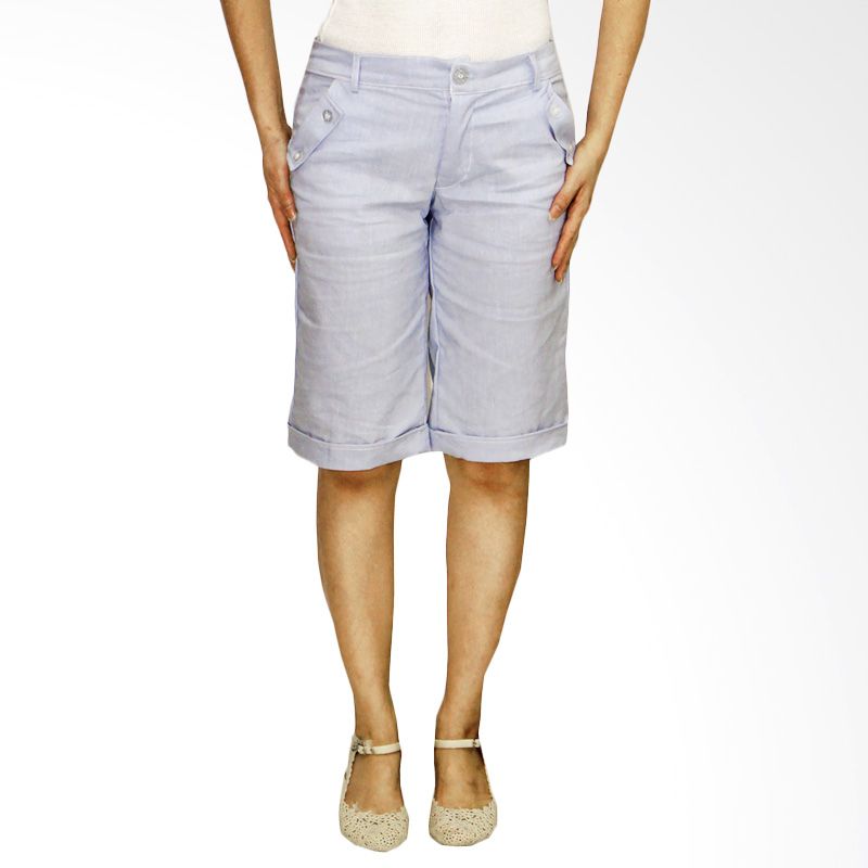 Adore Biru Langit Celana Pendek Wanita