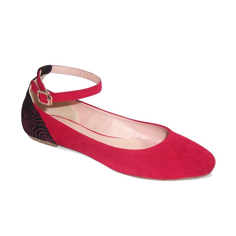 Benitz Flat 1215 Merah Sepatu Wanita