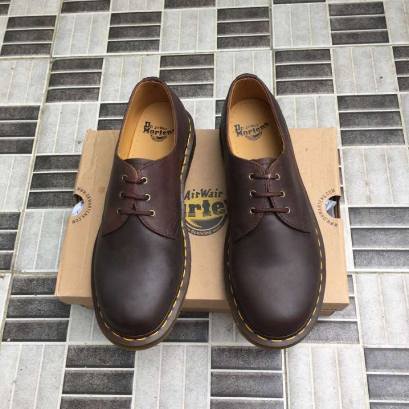 dr martens crazy horse 1461