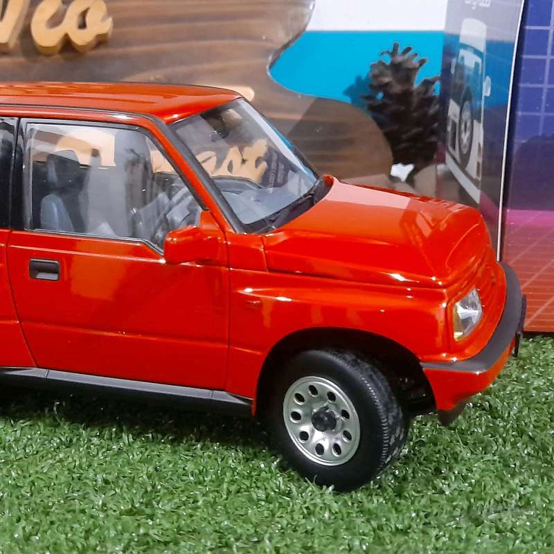 Jual Diecast Miniatur Suzuki Escudo Vitara Skala 1:18 Di Seller Vio_car