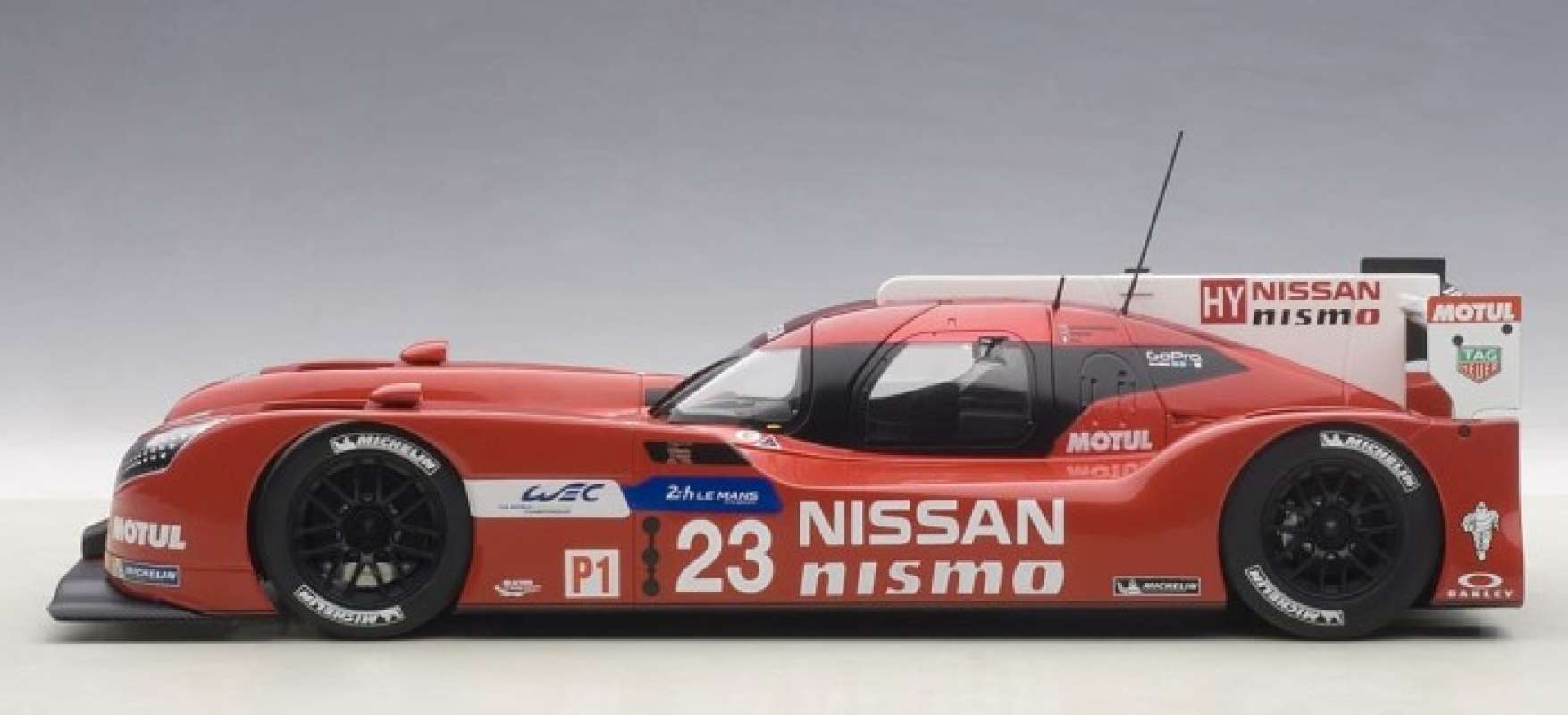 Minichamps 1/18 – Nissan GT-R LM Nismo 2015 – Noire – Neuve En Boîte