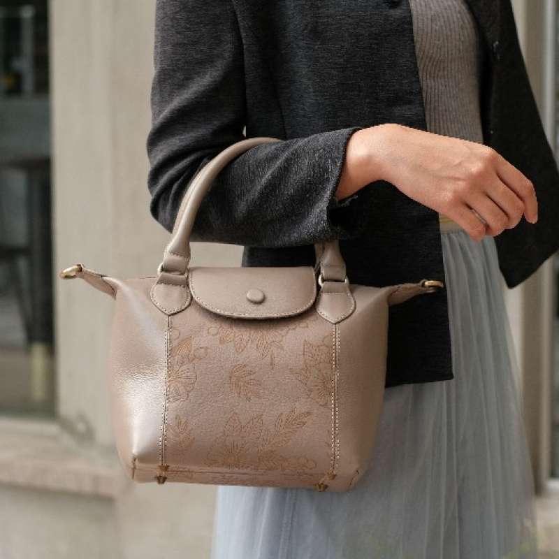 Longchamp selempang online