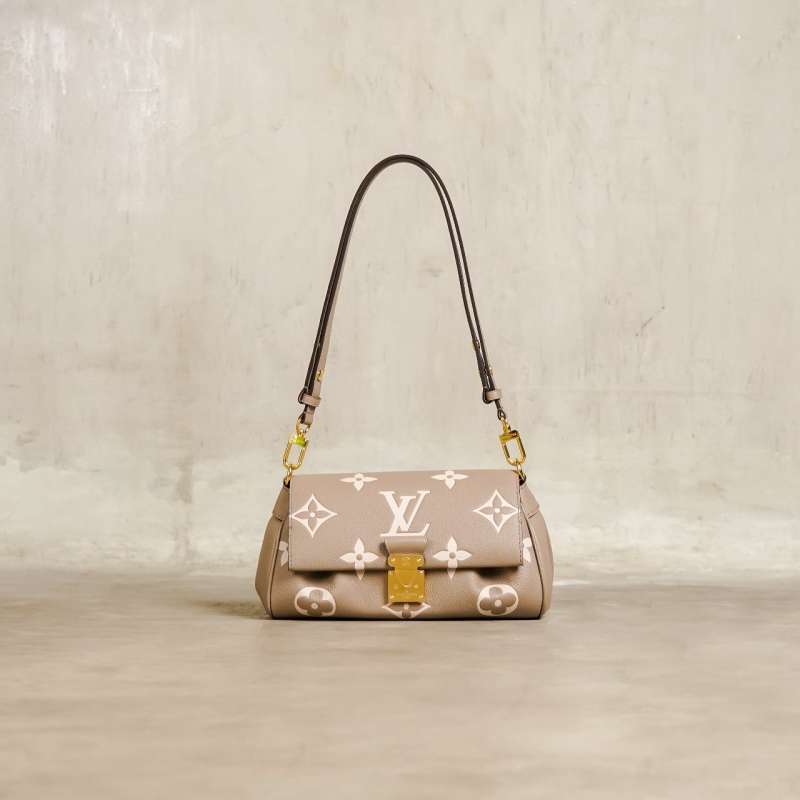 Jual Tas Lv Favorite Leather Beige Chain Shoulder Bag 23x9x12 100 Original Di Seller Hypesneaker.idn Official Store Hypesneaker.id Kota Semarang Blibli