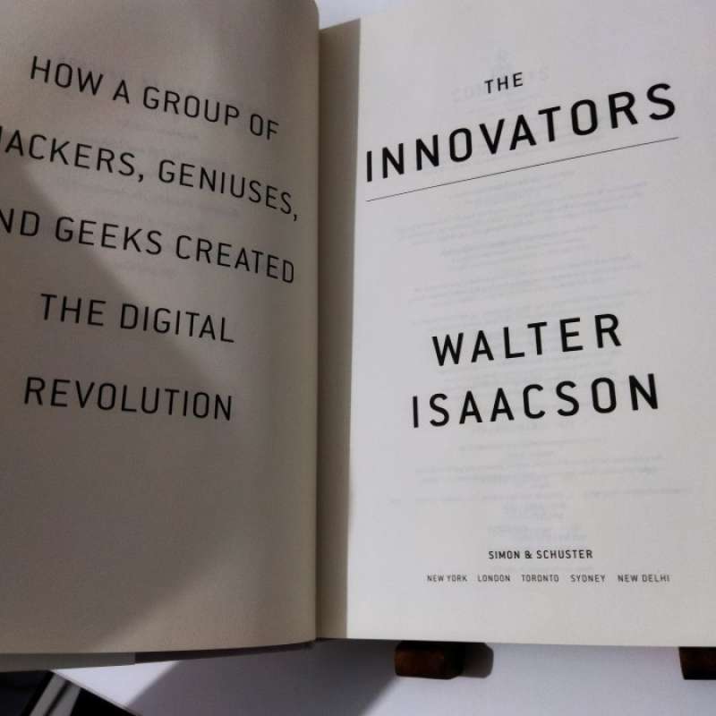 Promo The Innovators - Walter Issacson (english Version) Diskon 23% Di ...
