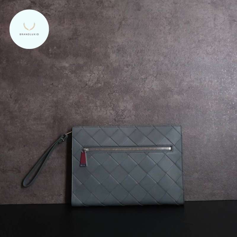 Jual Bottega Veneta Pouch Pochette Clutch With Front Zipper In