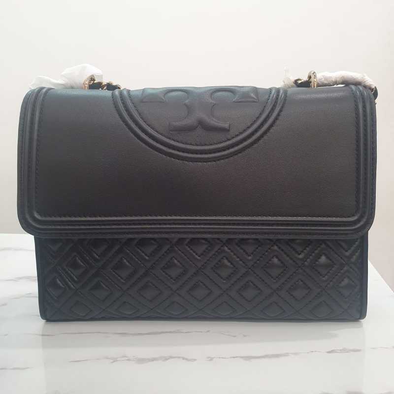 Tory Burch Fleming Medium Shoulder Bag in Black