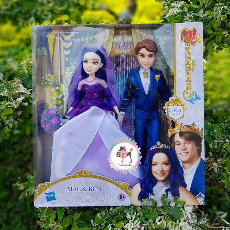 Disney Descendants The Royal Wedding Mal and Ben Dolls