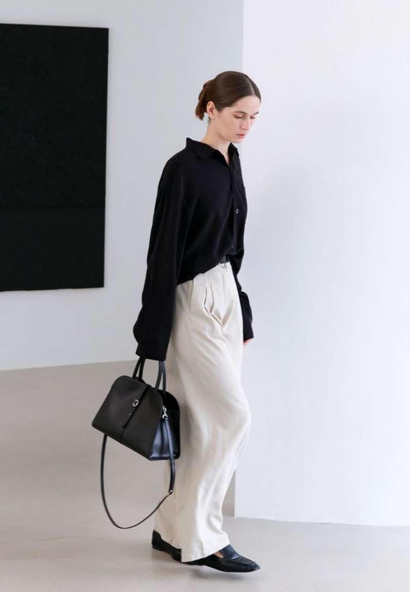 MONOROW BLANC MEDIUM BAG Blanc Medium Camel – Monorow Indonesia