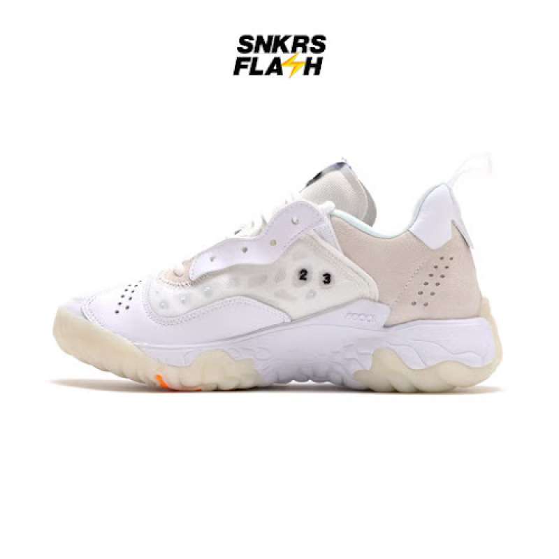 Sepatu Sneakers Wanita AIR JORDAN DELTA WHITE BLACK SAIL PURE PLATINUM  WHITE CW0913102