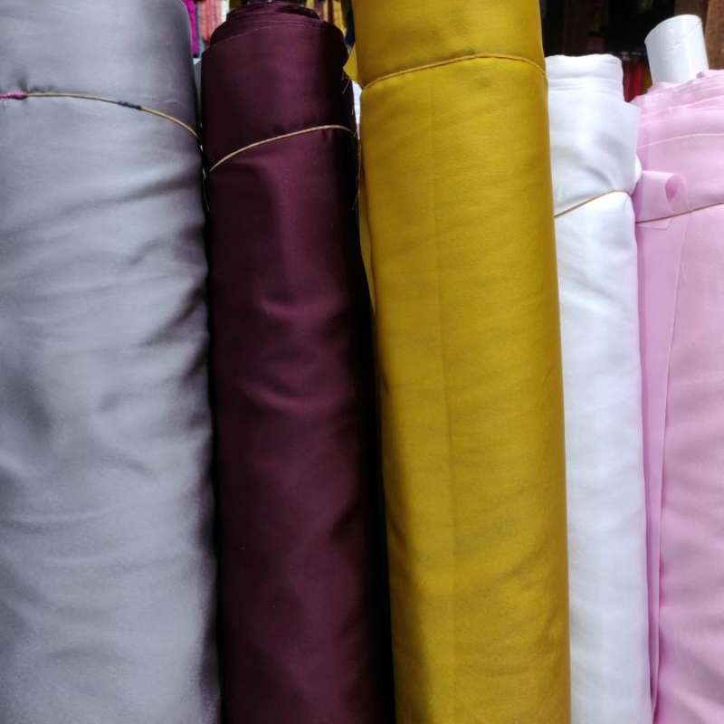 Jual Kain Satin Maxmara Silk original bidang 1,5m harga per setengah