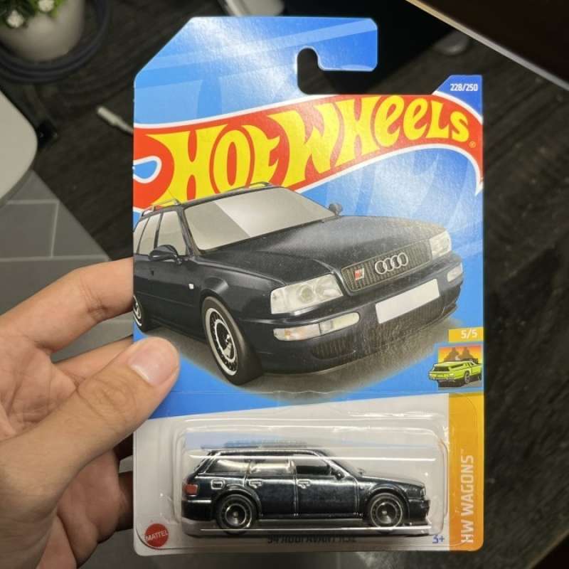 Hotwheels 94 Audi Avant RS2 STH Super Treasure Hunt - Escorrega o Preço