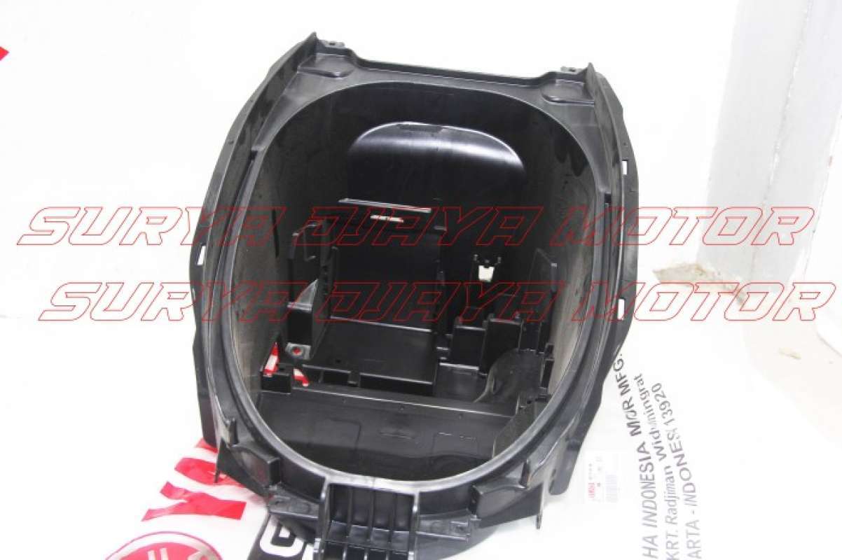 Promo Bagasi Atau Box Bok Aki Lexi 125 Lexi125 Original B3F-F473R-00