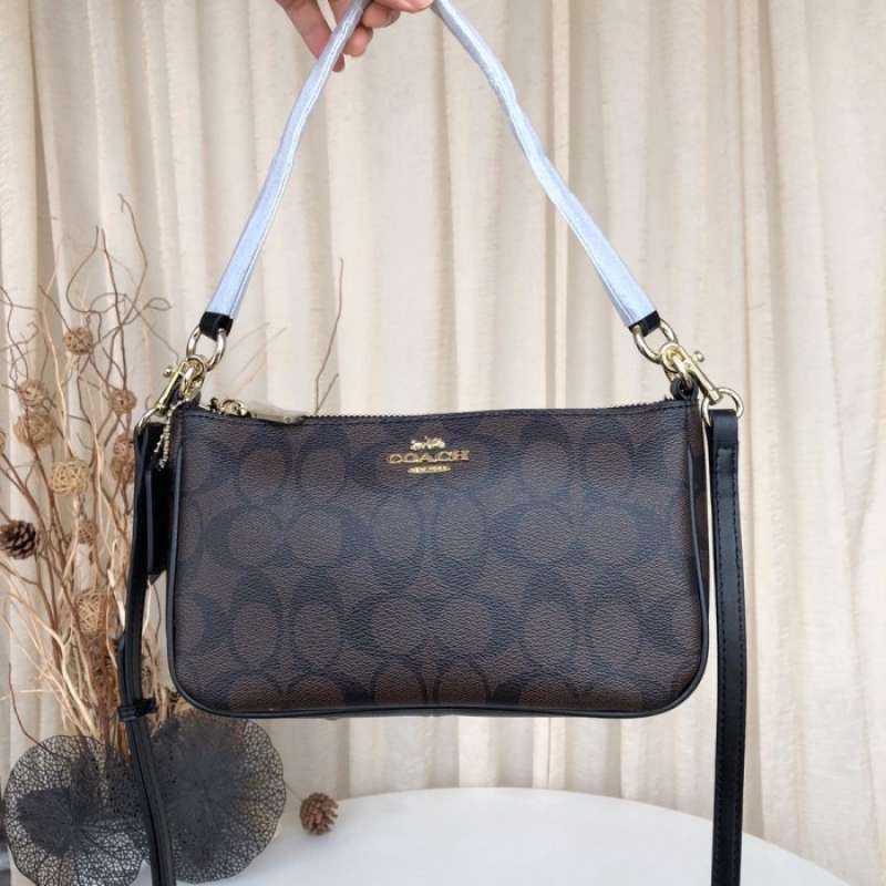 Coach pouch deals f58321