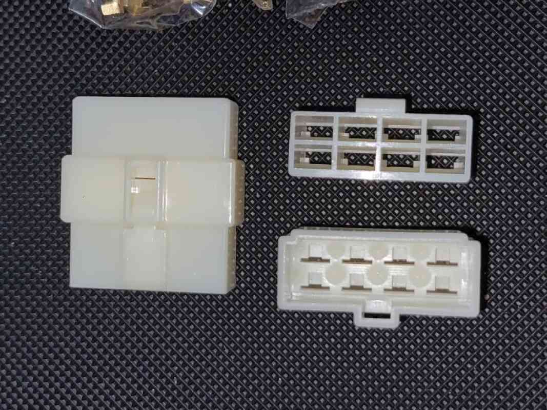 Promo SOCKET MOBIL 8 PIN BESAR 10 SET/ CONNECTOR SKUN MOTOR SOKET ...